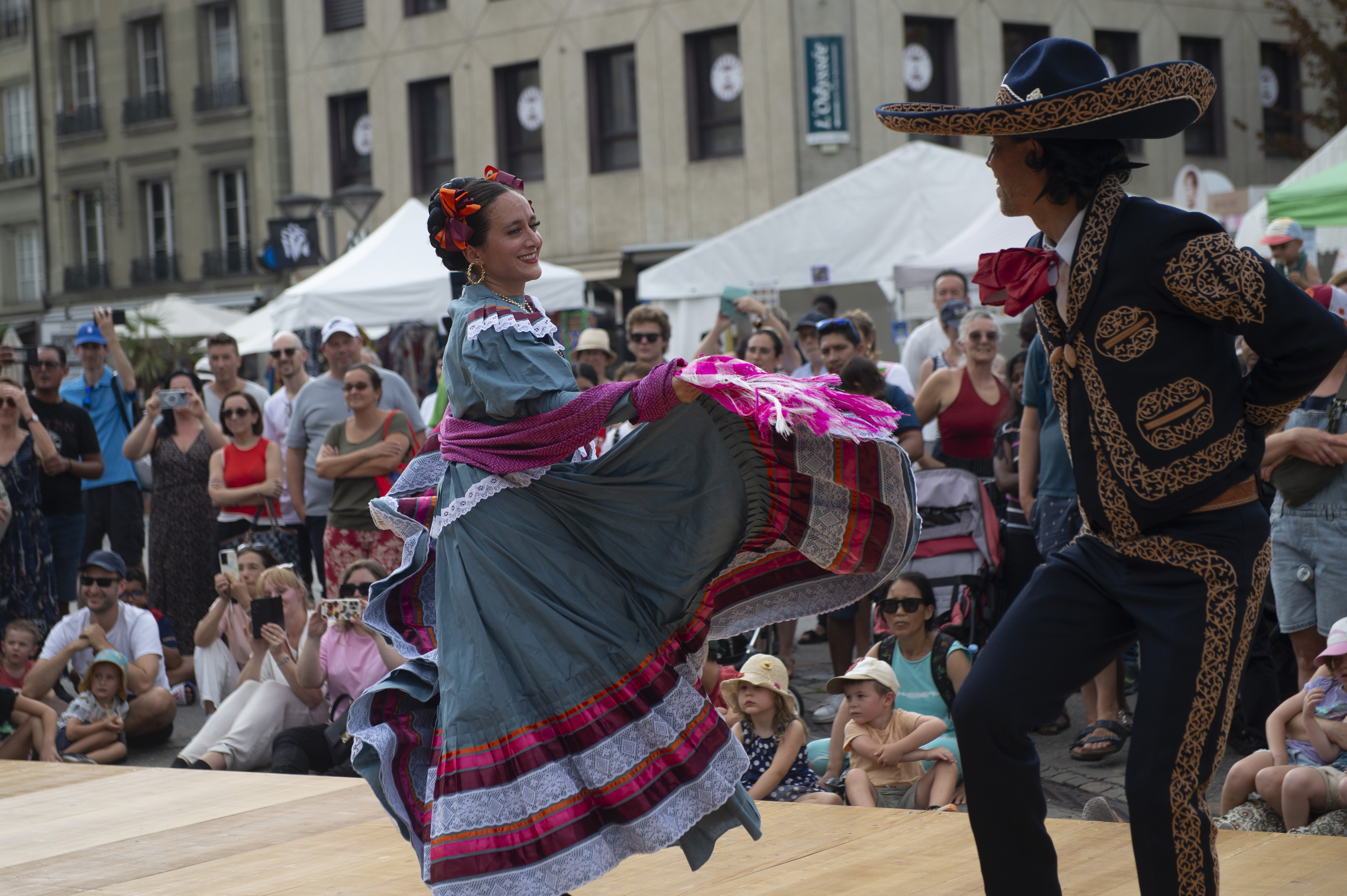 Spectacle de danse lors de la Journée des traditions