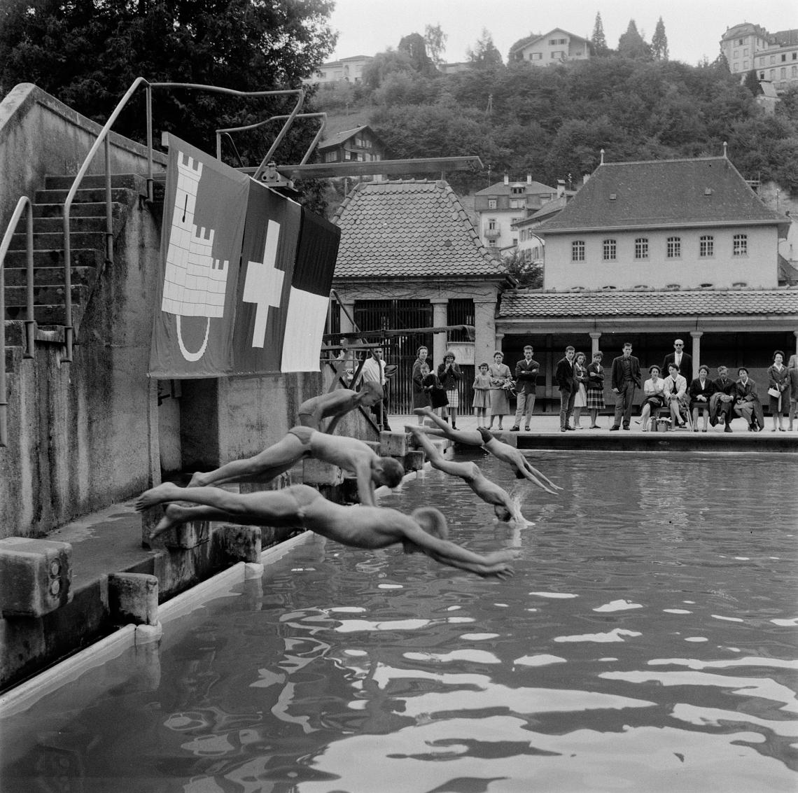 Bains de la Motta, épreuves de natation de la fête scolaire (Kinderfest)