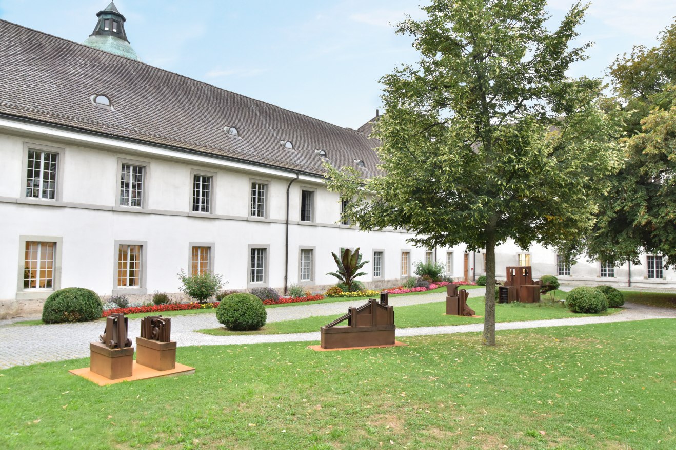 ensemble de sculptures