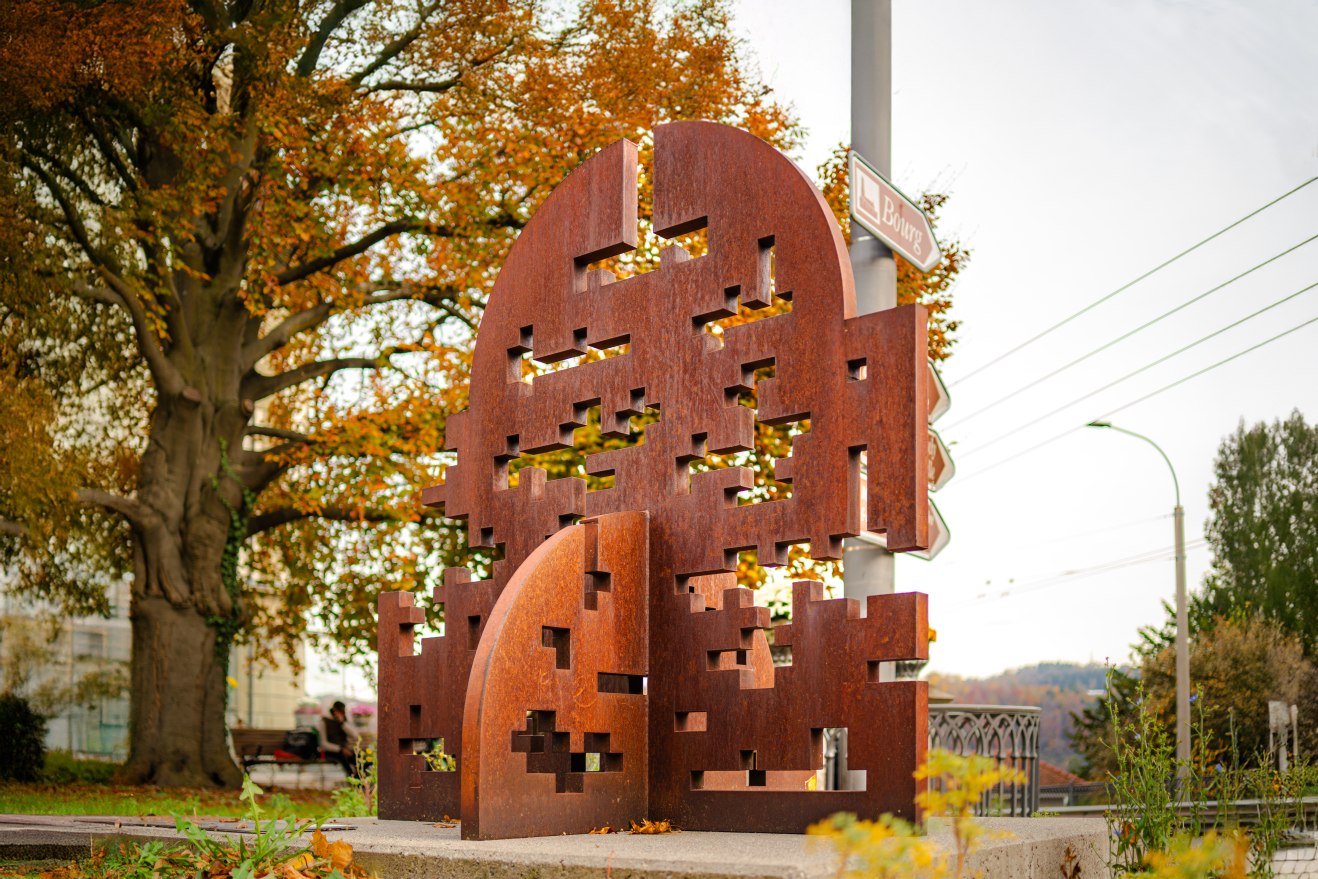 sculpture koinonia